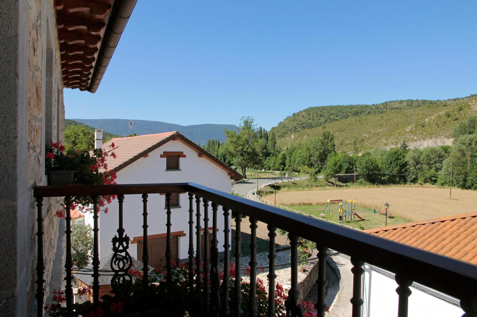 Casa Rural Juliana Ustes Exteriér fotografie